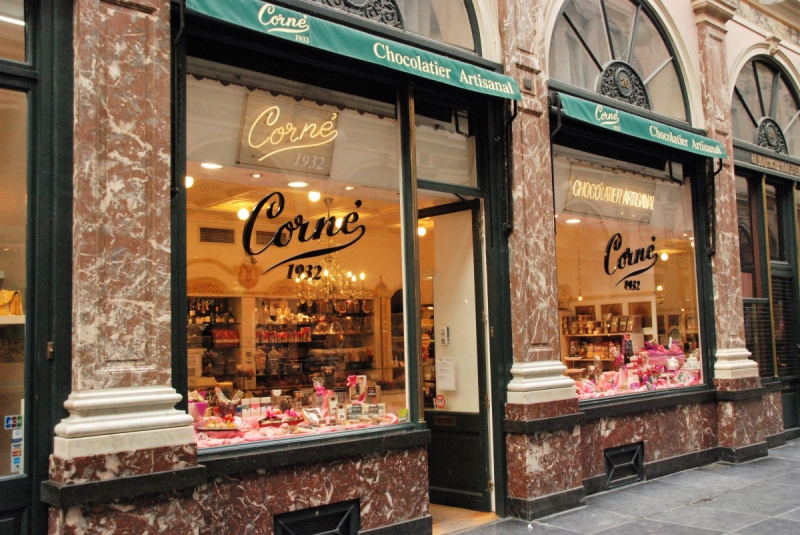 patisserie-GASSIN-min_chocolate_chocolaterie_shop_luxury_chic_gallery_brussels_belgium-558146